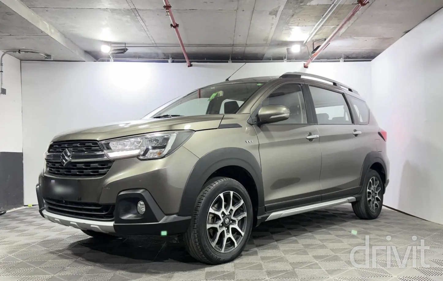 Suzuki XL7