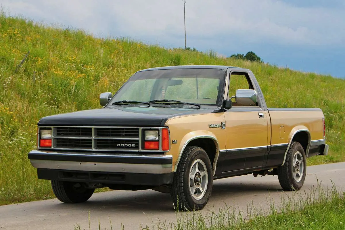 RAM Dakota