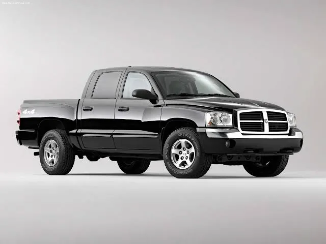 RAM Dakota