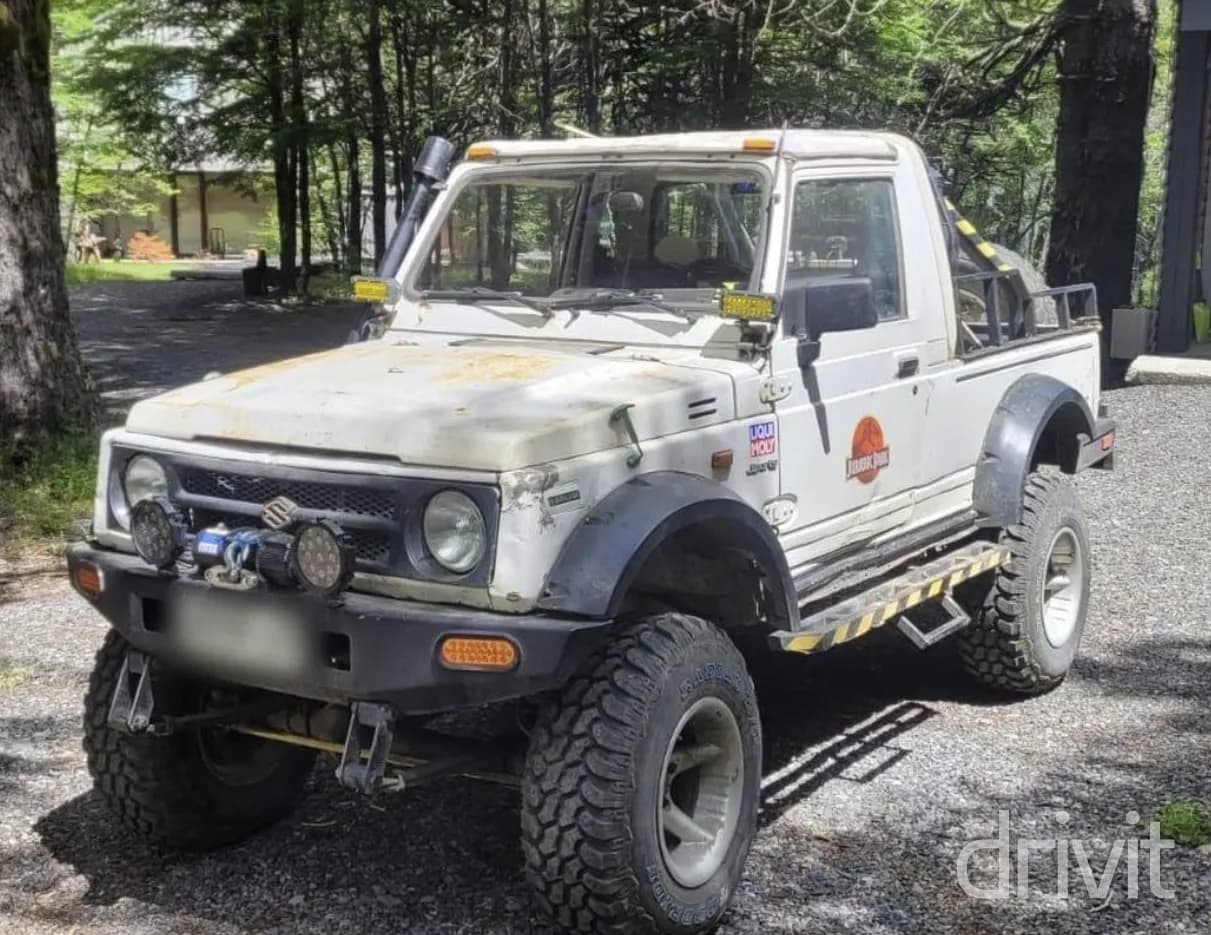 Suzuki Samurai